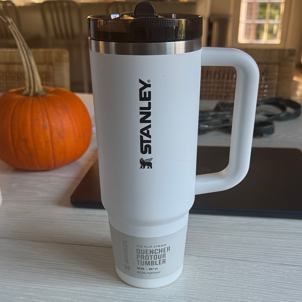 Stanley White Travel Tumbler with Handle